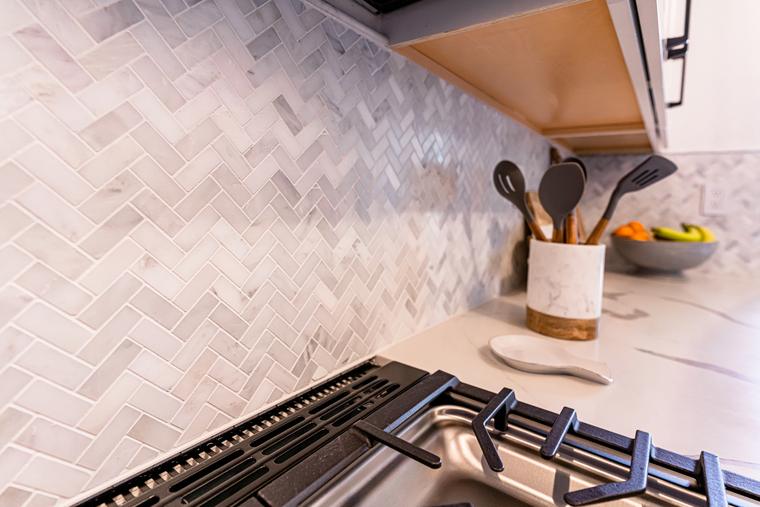 Del Mar Condo Remodel — photo 17 of 23