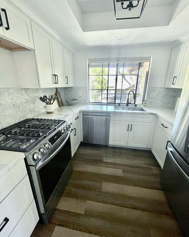 Del Mar Condo Remodel — photo 18 of 23