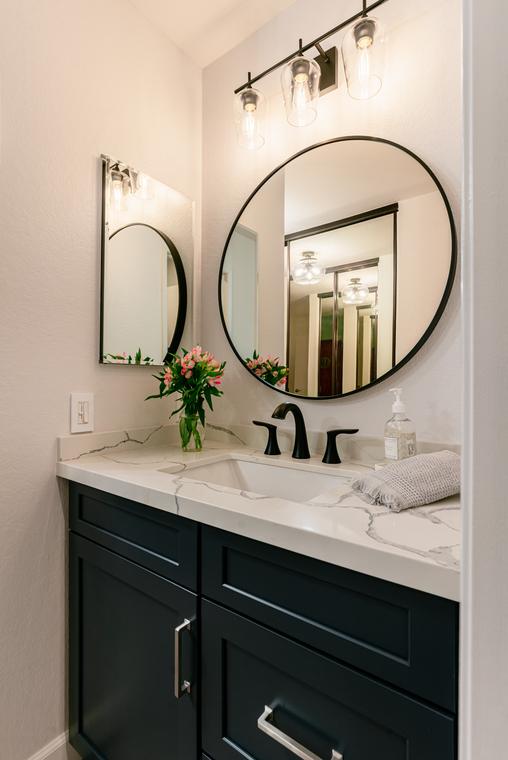 Del Mar Condo Remodel — photo 19 of 23