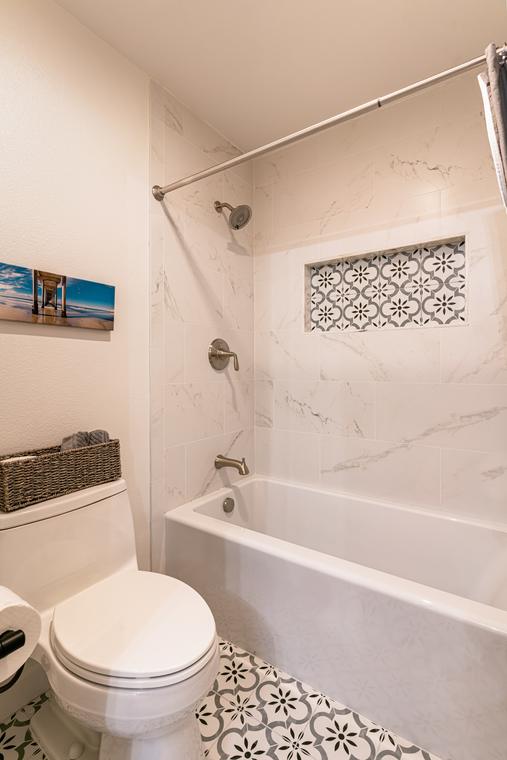 Del Mar Condo Remodel — photo 21 of 23