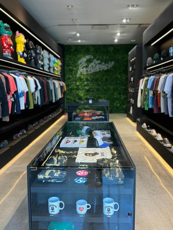 Feature Retail Store — photo 11 of 11