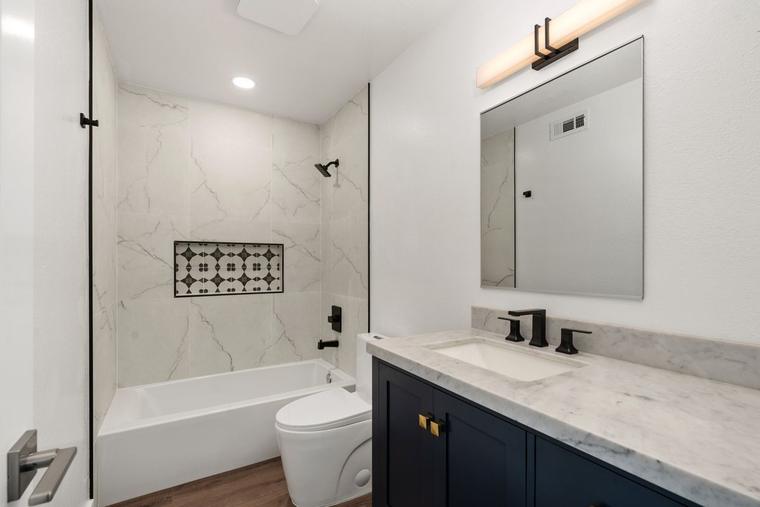 Oceanside Home Remodel — photo 6 of 22