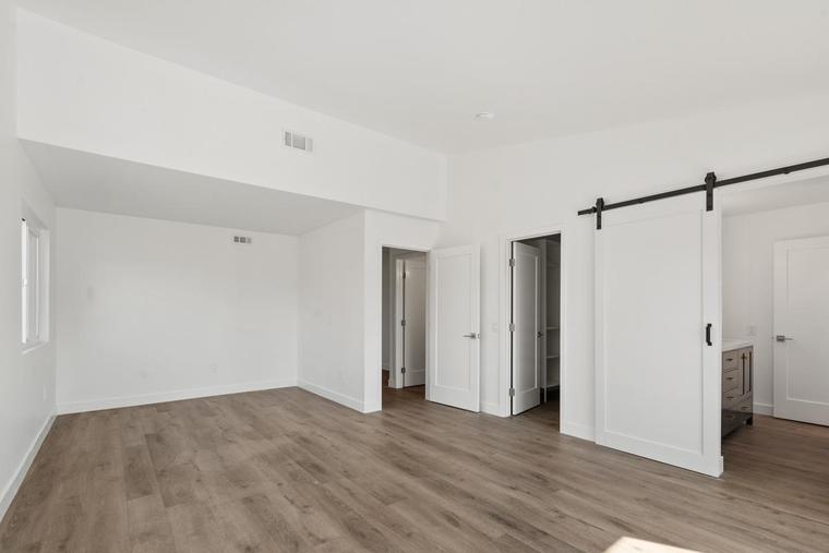 Oceanside Home Remodel — photo 9 of 22