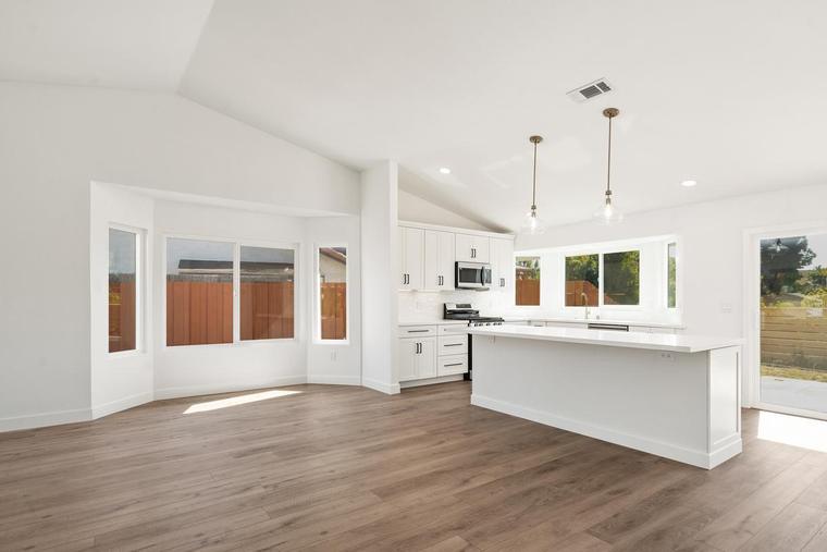 Oceanside Home Remodel — photo 16 of 22
