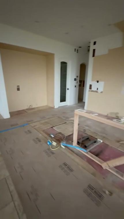 Rancho Santa Fe Kitchen Remodel — demo photo 14 of 15